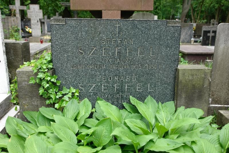 Zdjęcie grobu Leonard Szeffel (2)