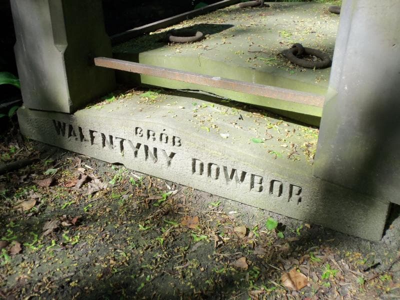 Zdjęcie grobu Walentyna Dowbor (2)