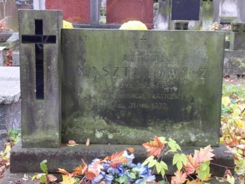 Zdjęcie grobu Antoni Masztanowicz (2)