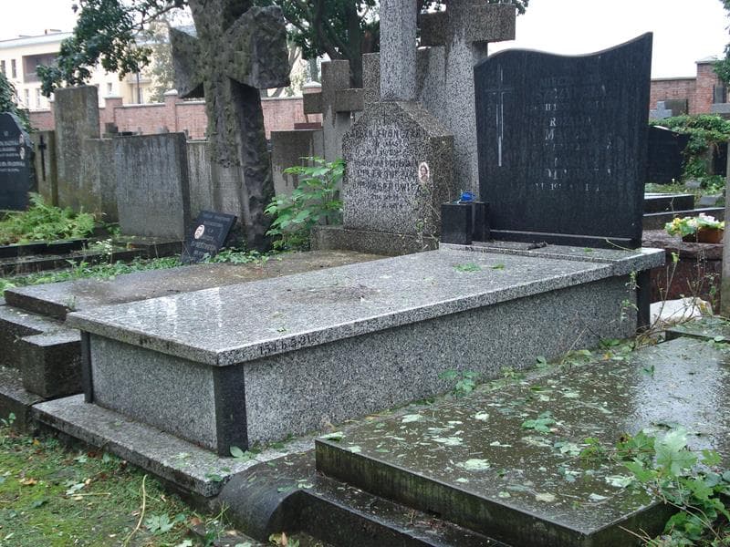 Zdjęcie grobu Maria Piotrowska (1)