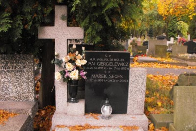 Zdjęcie grobu Marek Seges (2)