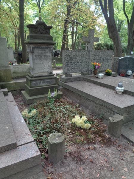 Zdjęcie grobu: Peter Of Egan