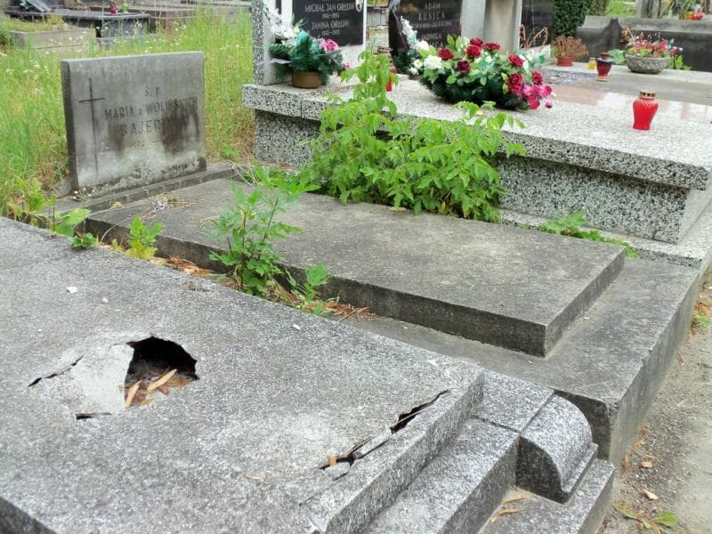 Zdjęcie grobu Maria Bajerowa (1)