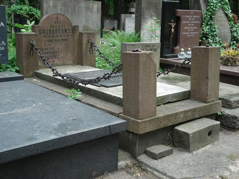 Zdjęcie grobu Michał Buchartowski (1)