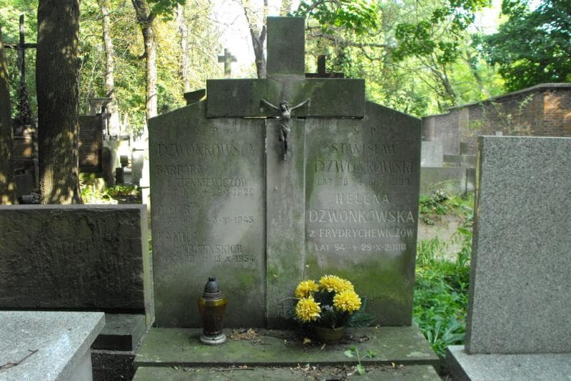 Zdjęcie grobu Kamila Dzwonkowska (2)