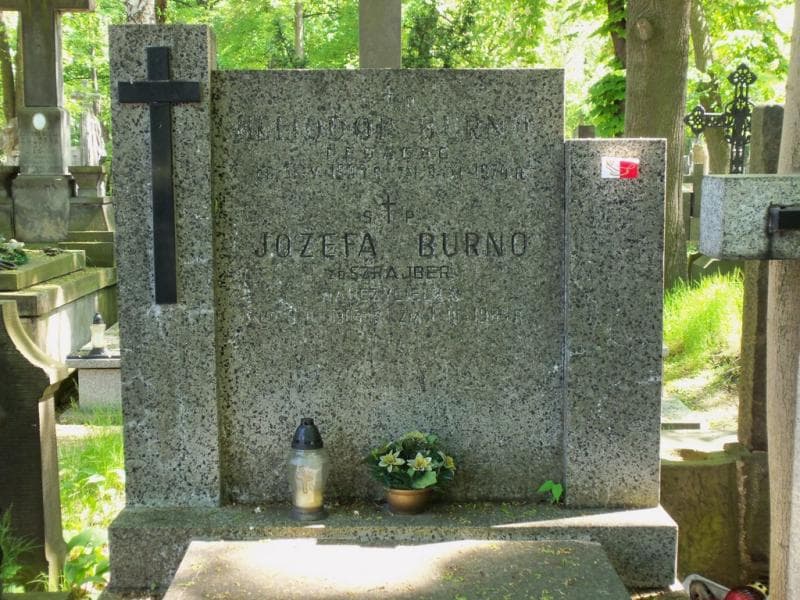 Zdjęcie grobu Józefa Burno (2)