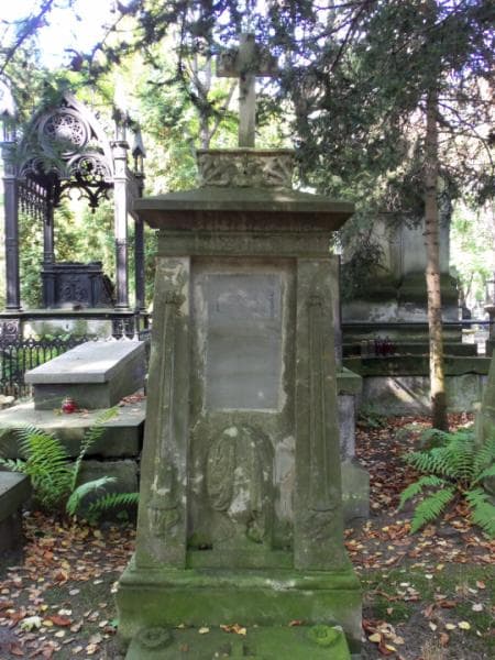 Zdjęcie grobu Leon Kuszel (2)