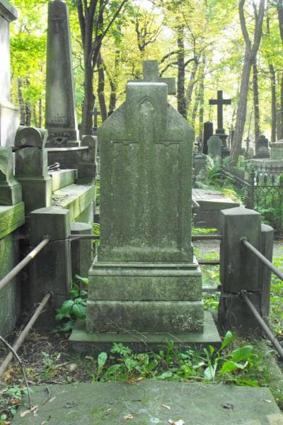 Zdjęcie grobu Julja Krystek (2)