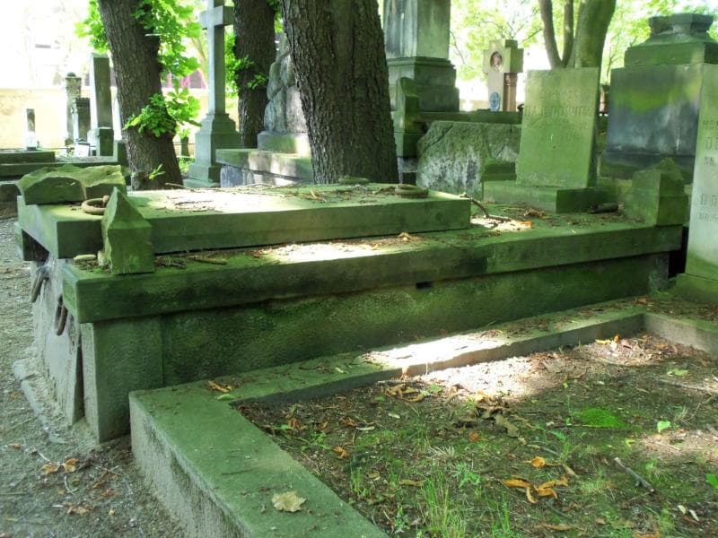 Zdjęcie grobu Edmunda Bajerowicz (2)