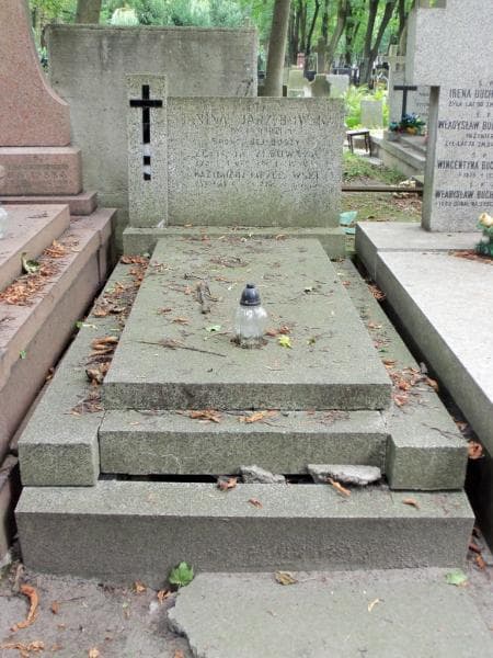 Zdjęcie grobu: Kazimierz Jarzębowski