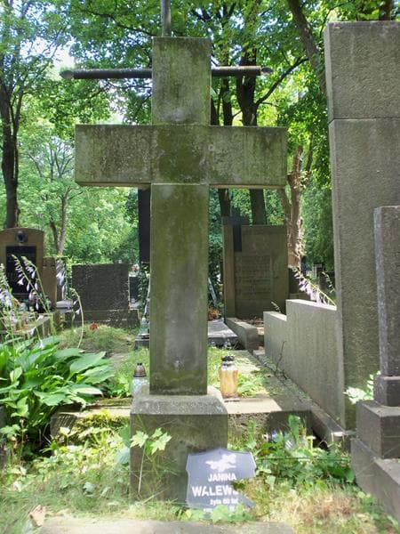 Zdjęcie grobu Janusz Walewski (2)
