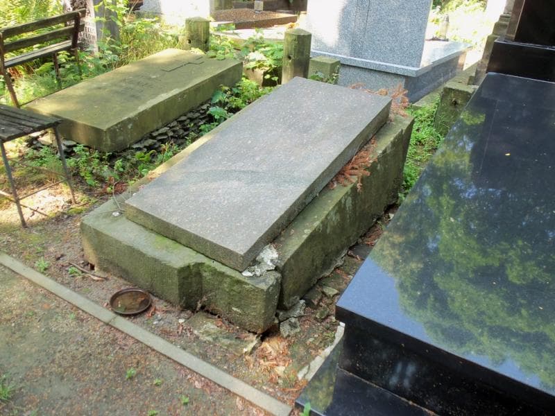 Zdjęcie grobu Romuald Pietka (1)