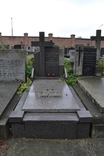 Zdjęcie grobu Mirosław Maniewski (1)