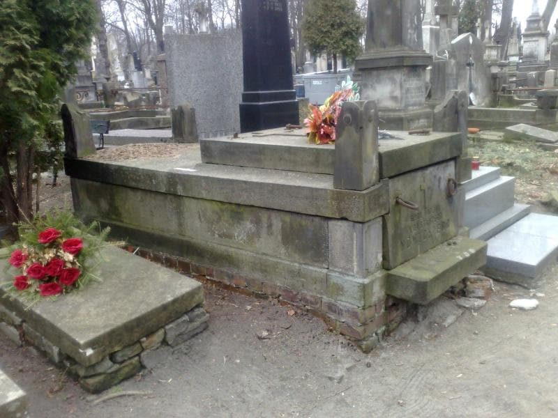 Zdjęcie grobu Konstanty Nowicki (1)
