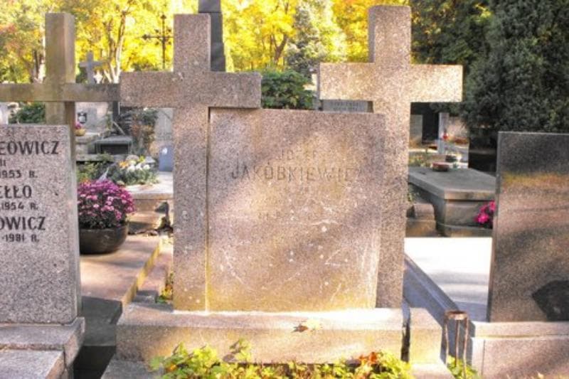 Zdjęcie grobu Józef Jakóbkiewicz (2)