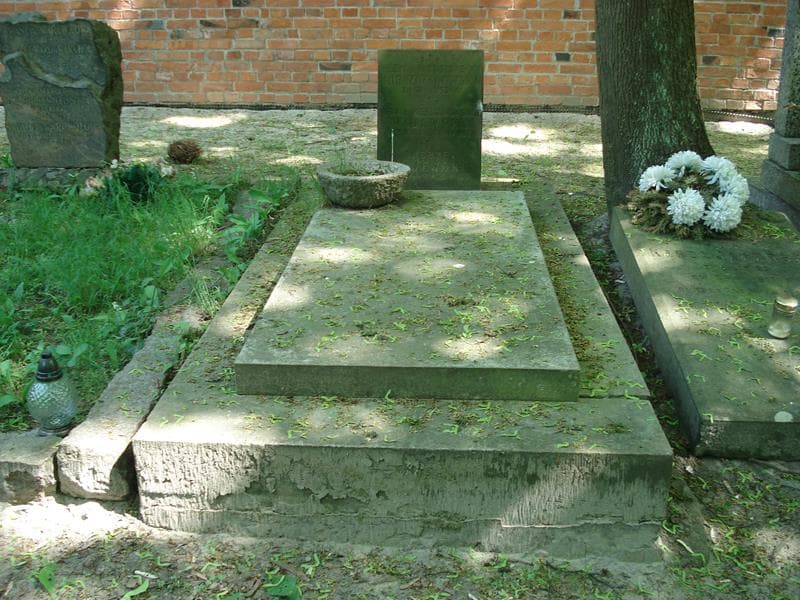 Zdjęcie grobu: Andrzej Majewski