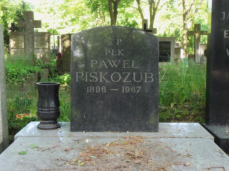 Zdjęcie grobu Paweł Piskozub (2)