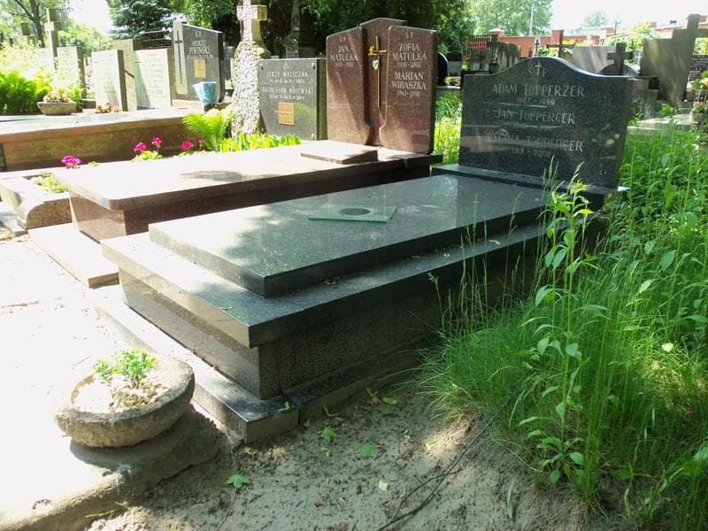 Zdjęcie grobu Jan Toppercer (1)