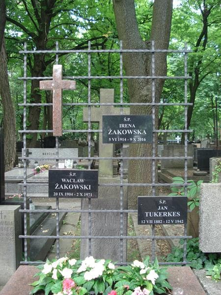Zdjęcie grobu Jan Tukerkes (1)