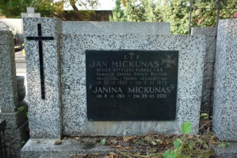 Zdjęcie grobu Janina Mickunas (2)