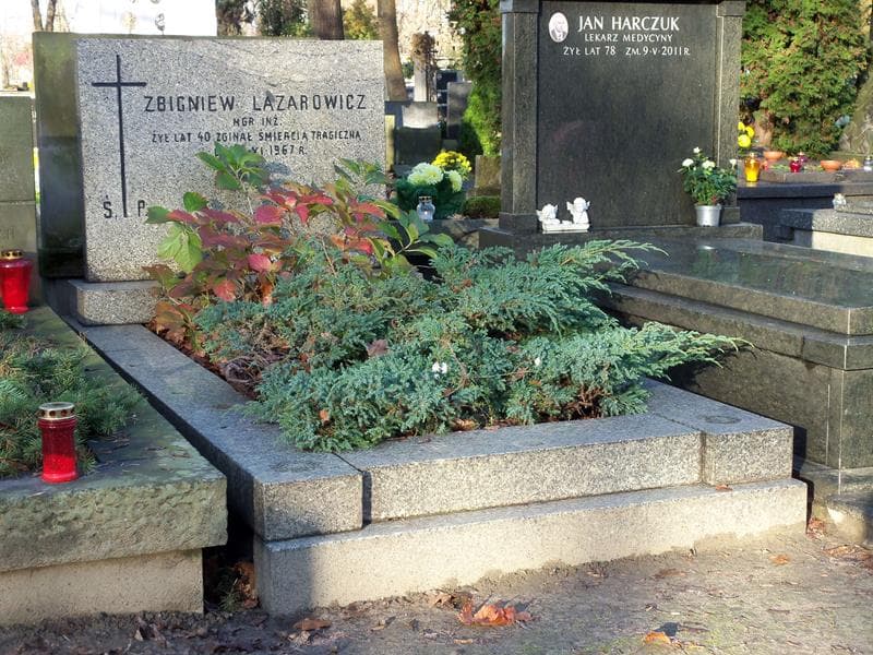 Zdjęcie grobu Zbigniew Lazarowicz (1)