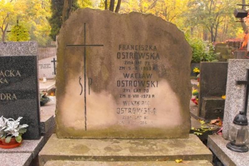 Zdjęcie grobu Wiktoria Ostrowska (2)