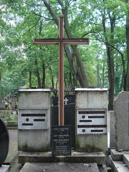 Zdjęcie grobu Jan Pawłowski (1)