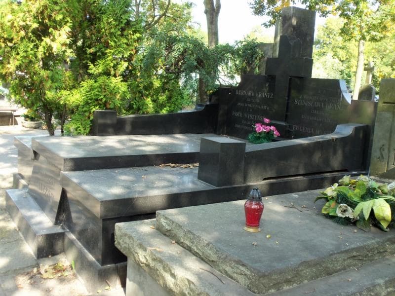 Zdjęcie grobu Piotr Wyszyński (1)