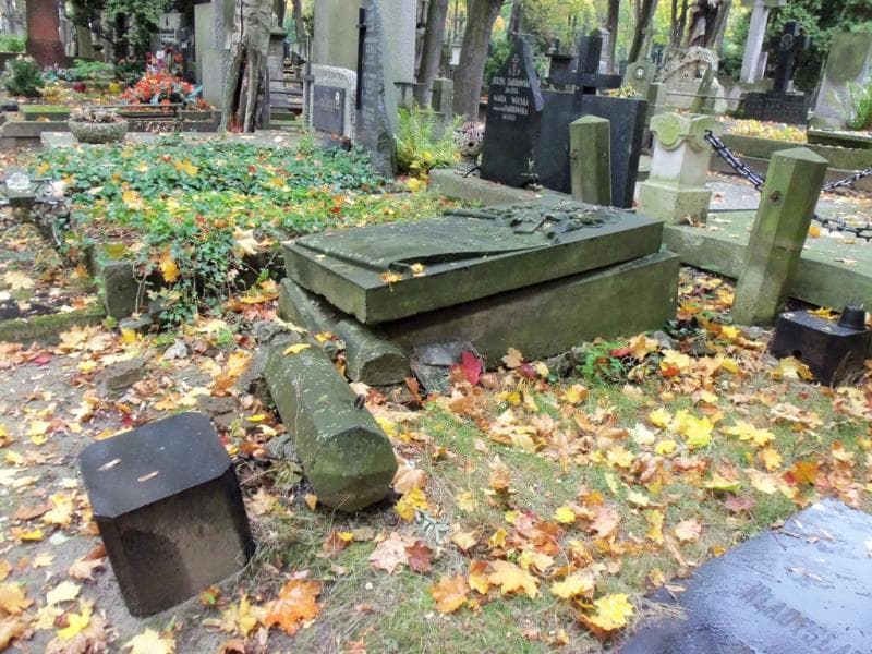 Zdjęcie grobu Adam Domosławski (1)