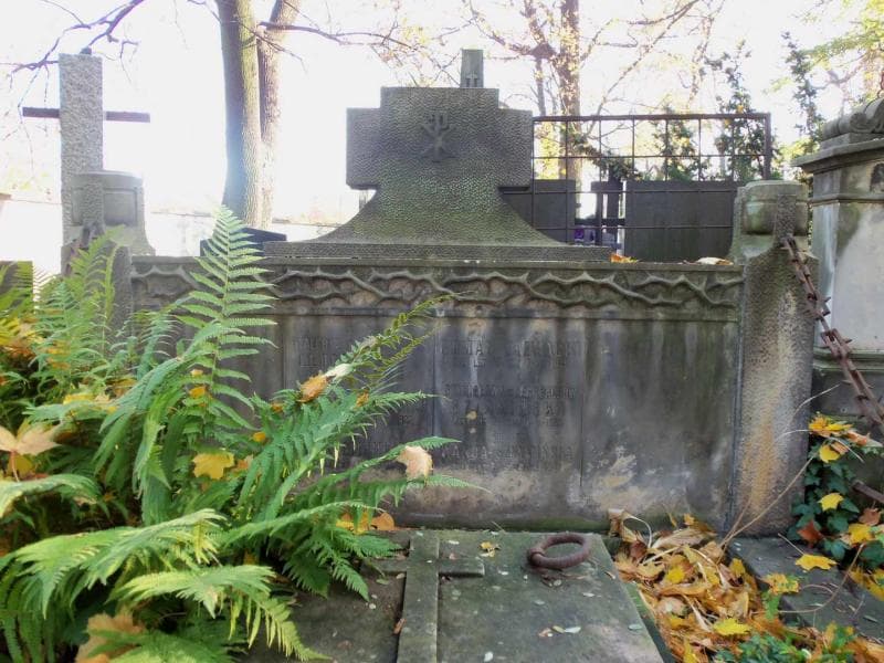 Zdjęcie grobu Waleria Lehrbachowa (2)