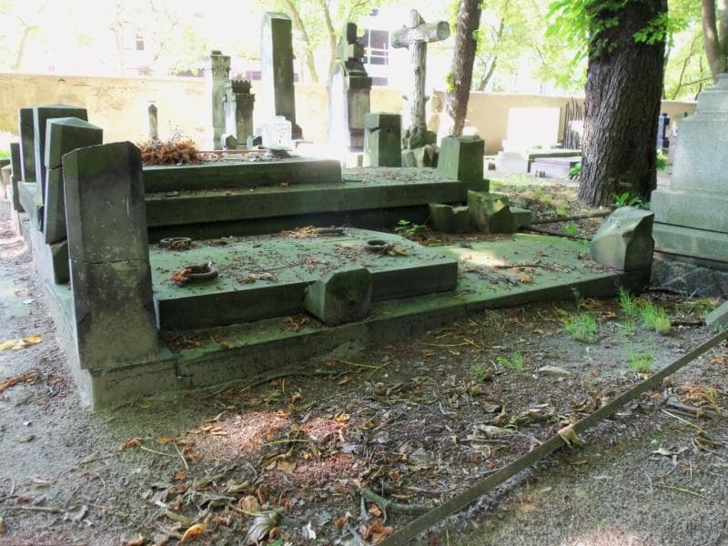 Zdjęcie grobu Nakwascy (1)