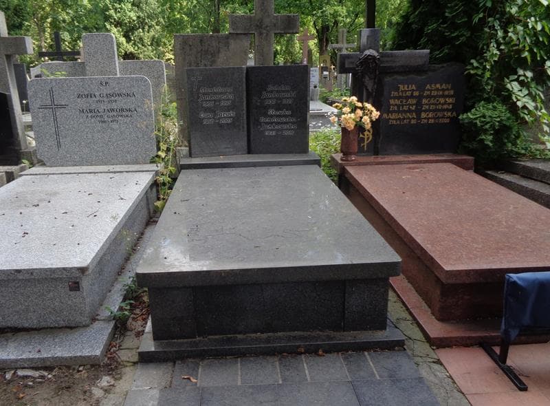 Zdjęcie grobu Ewa Jaruis (1)