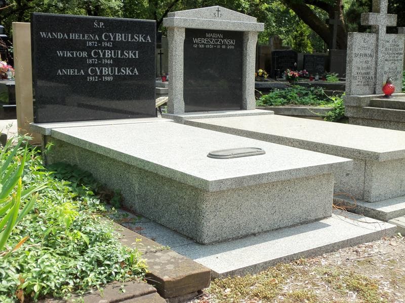 Zdjęcie grobu Wiktor Cybulski (1)