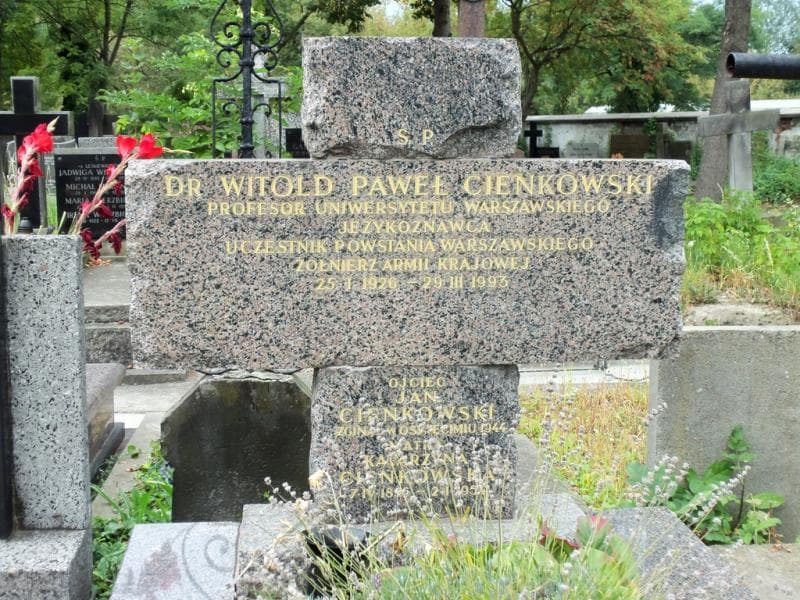 Zdjęcie grobu Witold Paweł Cienkowski (2)