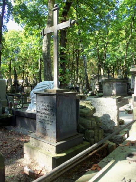 Zdjęcie grobu Pucherya Głowacka (2)