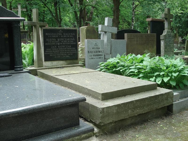 Zdjęcie grobu Albina Kończakowa (1)