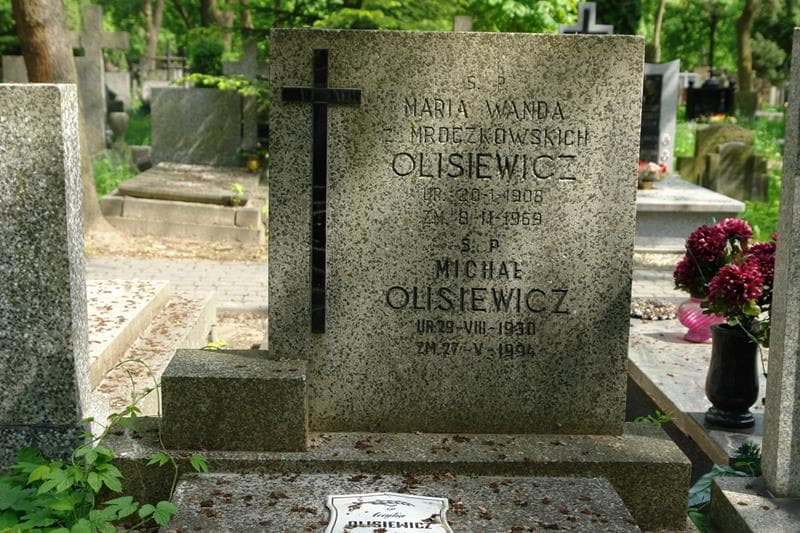 Zdjęcie grobu Michał Olisiewicz (2)