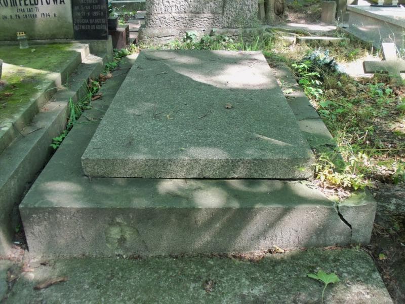 Zdjęcie grobu Helena Zagrodzka (1)