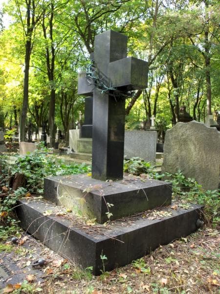 Zdjęcie grobu Anonim (2)