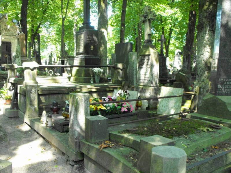 Zdjęcie grobu Mayja Bukowska (1)