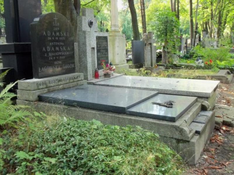 Zdjęcie grobu Antonina Adamska (1)