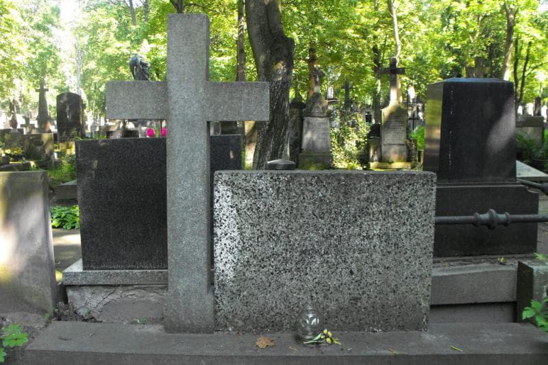 Zdjęcie grobu Antoni Nowiszewski (2)