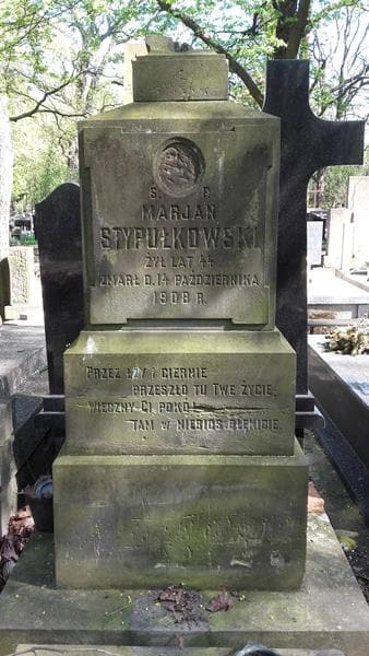 Zdjęcie grobu Marjan Stypułkowski (1)