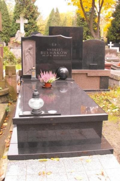 Zdjęcie grobu: Andrzej Bułhaków