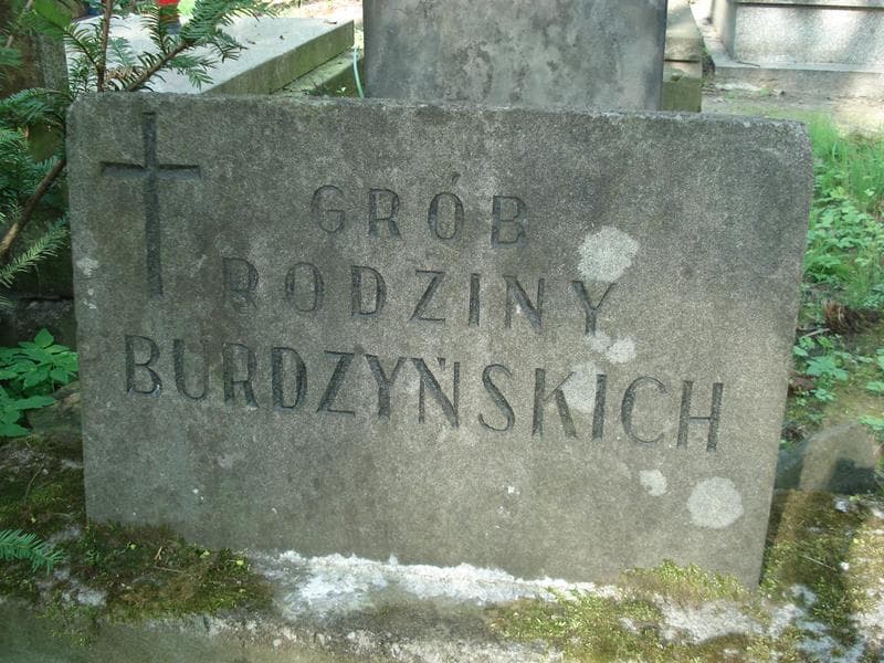 Zdjęcie grobu Burdzyńscy (1)