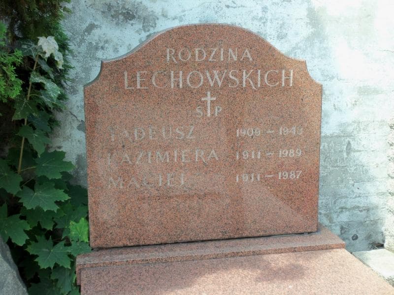 Zdjęcie grobu Tadeusz Lechowski (2)