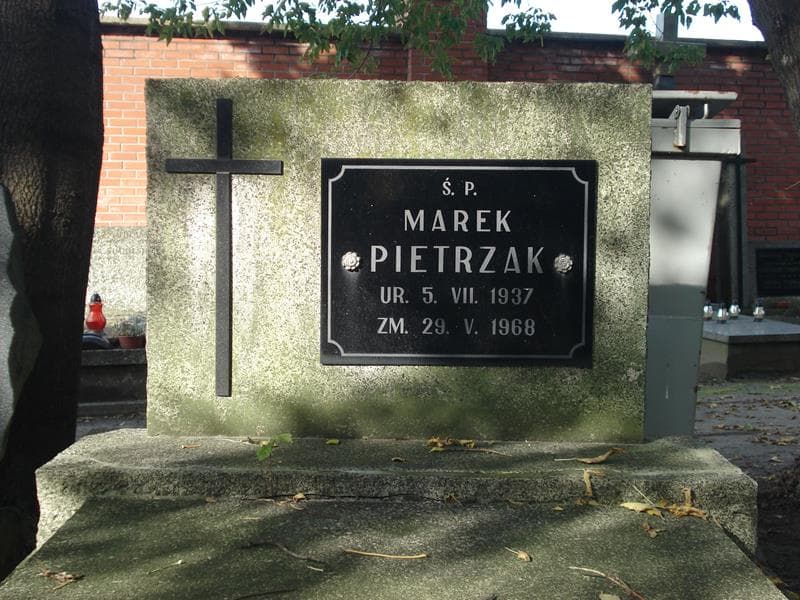 Zdjęcie grobu Marek Pietrzak (2)