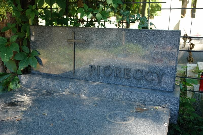 Zdjęcie grobu Sylwester Piórecki (2)