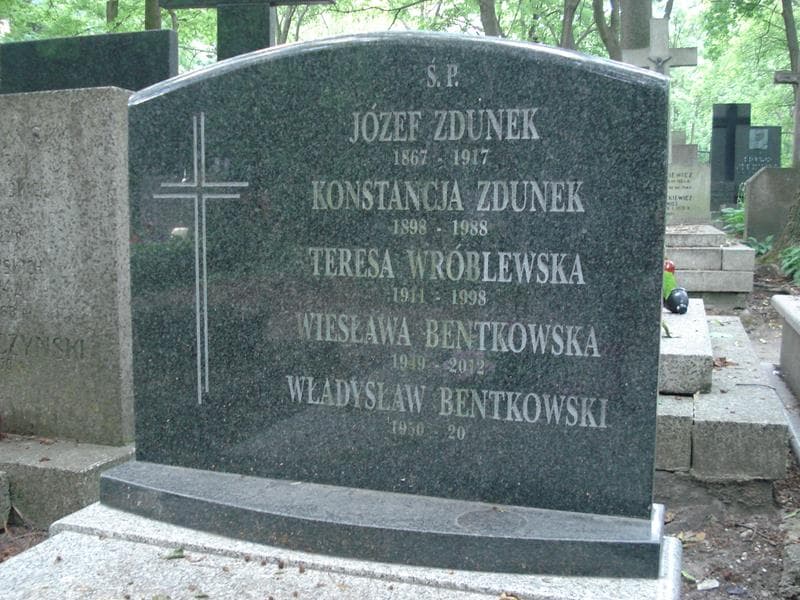 Zdjęcie grobu Wiesława Bentkowska (1)
