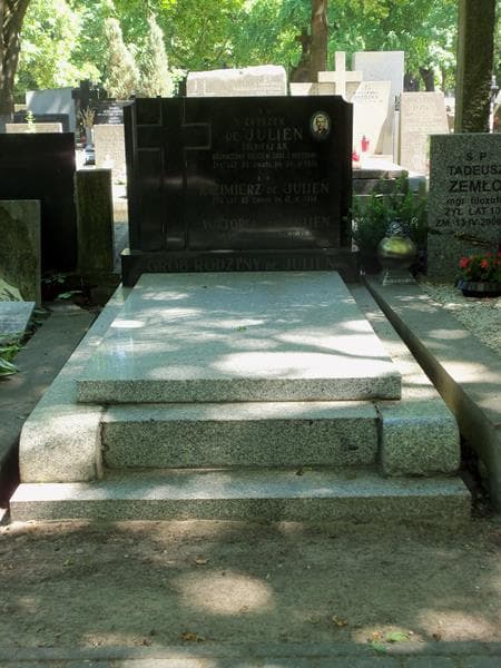 Zdjęcie grobu: Kazimierz De Julien